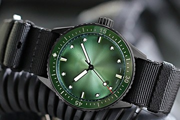 大连劳力士表进水维修